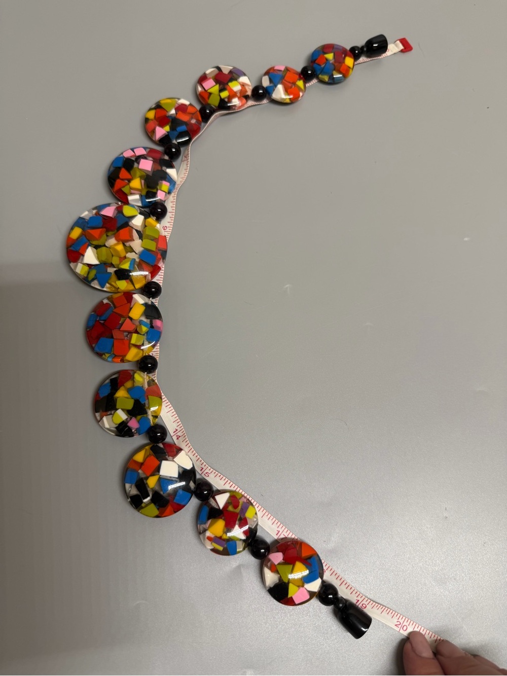 VTG 90s COLORFUL MARION GODART BLACK CONFETTI RESIN CHOKER NECKLACE - FRANCE - Picture 7 of 8